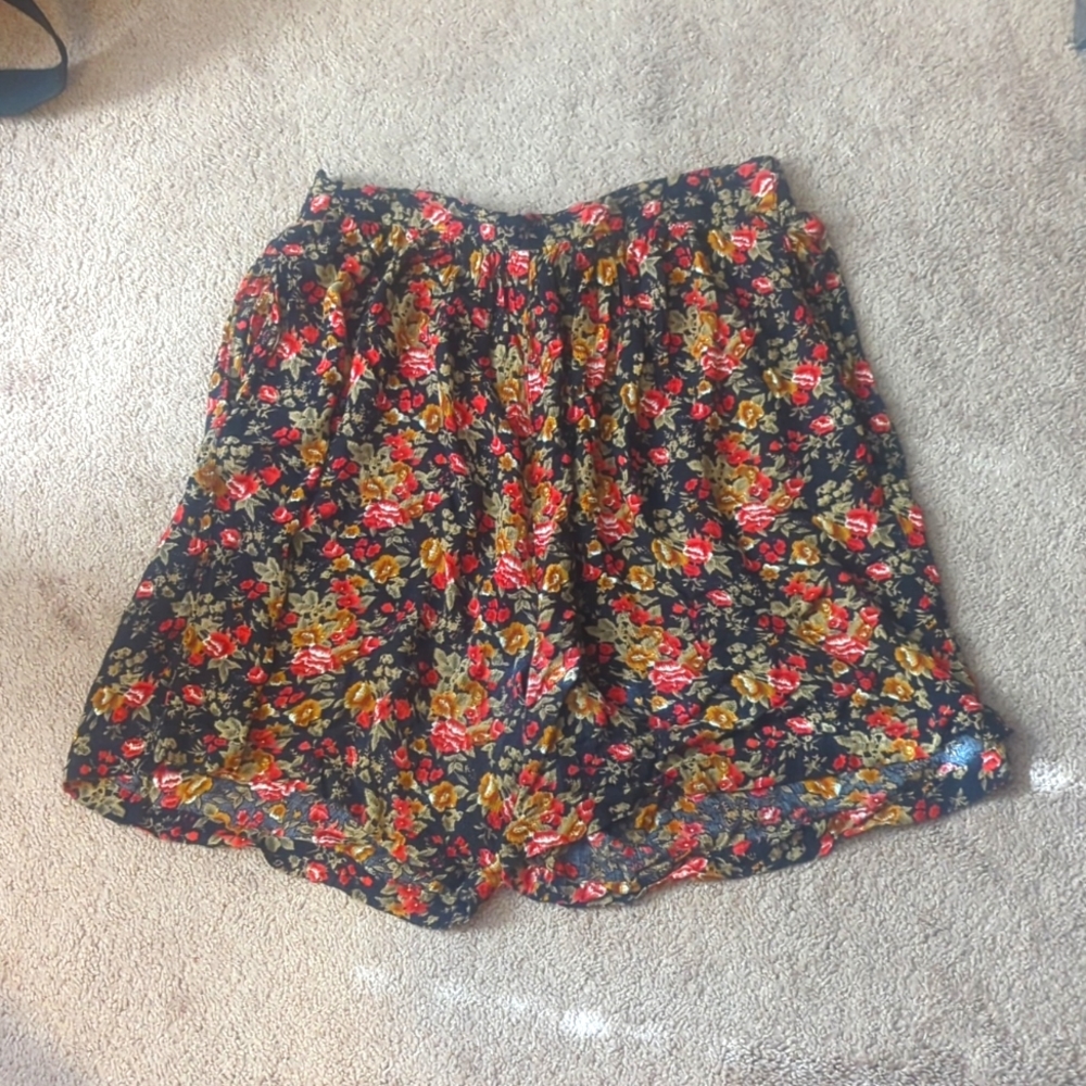 Vintage rue21 flowy high waist floral shorts 2X